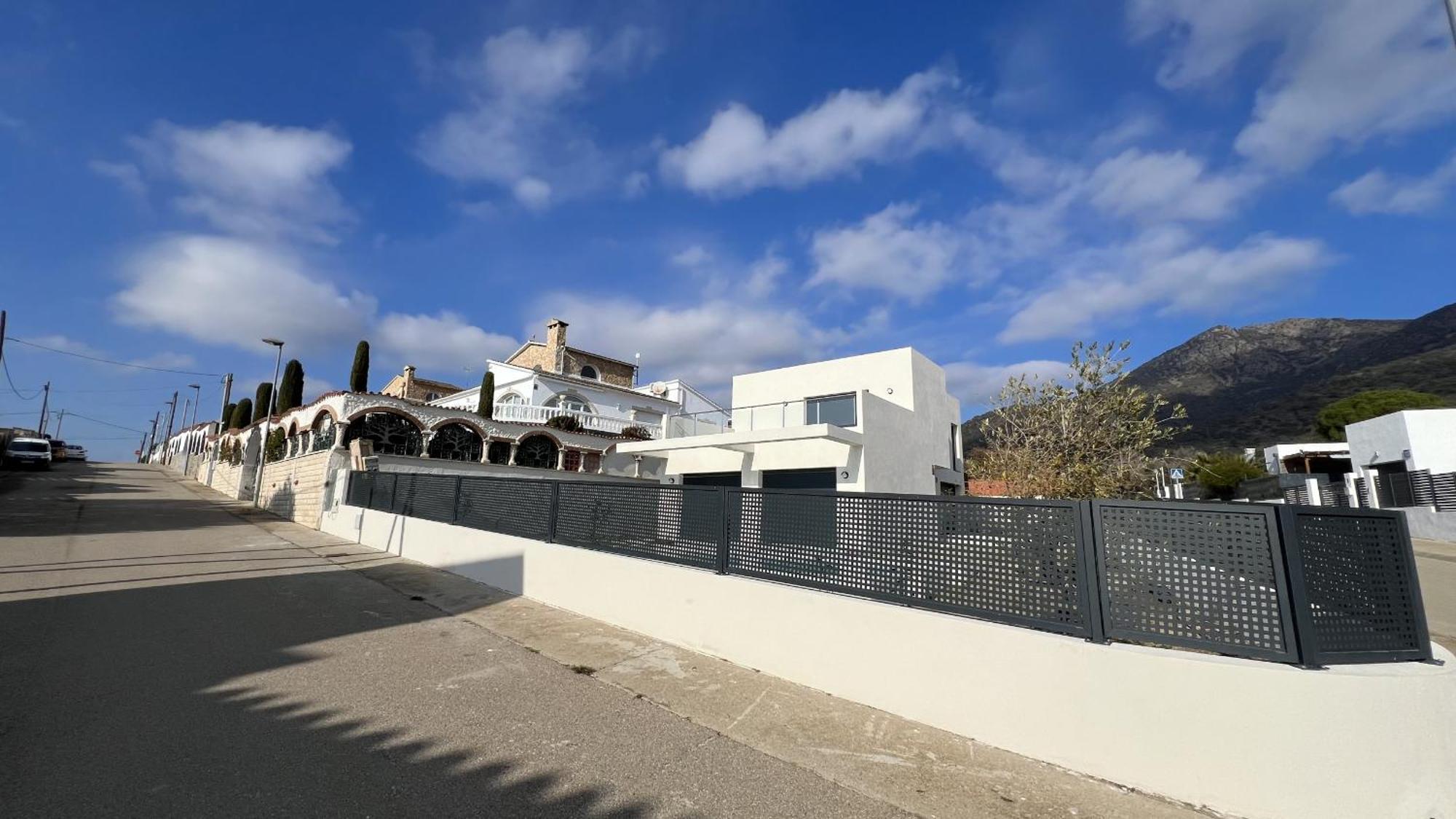 Villa Casa Moderna Roses Con Piscina Y Jardin Mas Bosca, Roses Palau-Saverdera Exterior foto